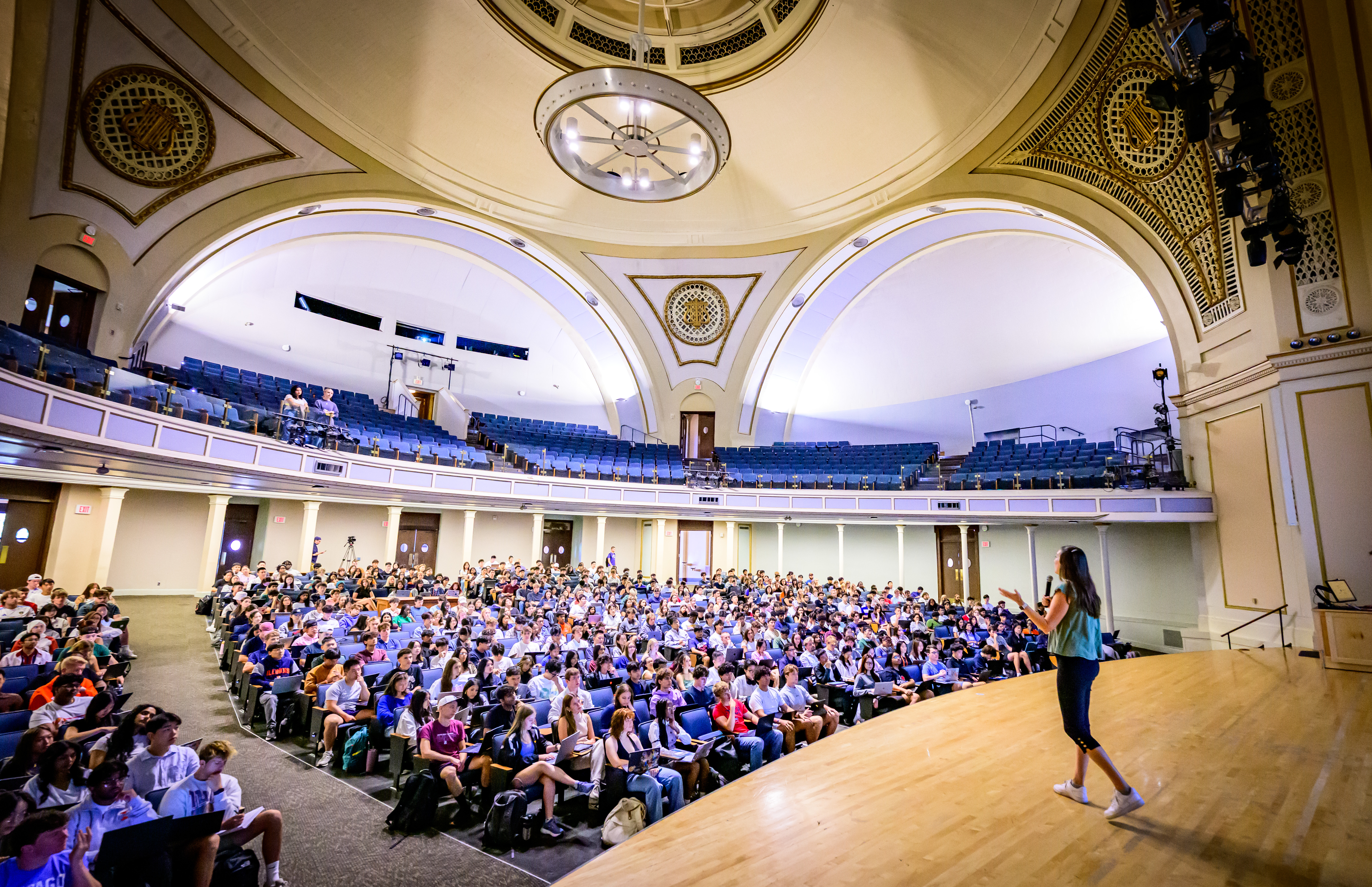 Professor Karle Flanagan co-teaches Data Science Discovery in Foellinger Auditorium during the first day of classes.