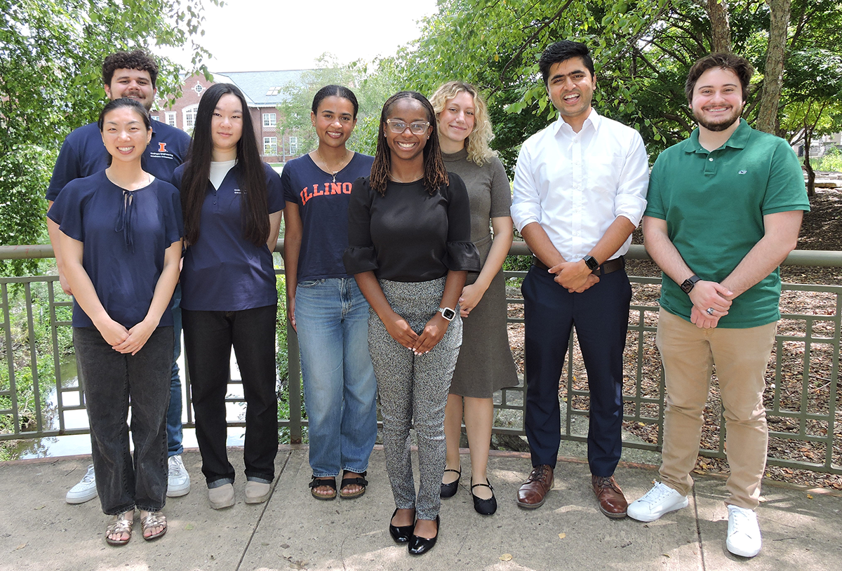 Grainger Engineering Graduate Student Ambassadors
