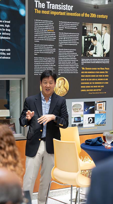 ECE professor Minjoo Larry Lee speakibng at the reception.