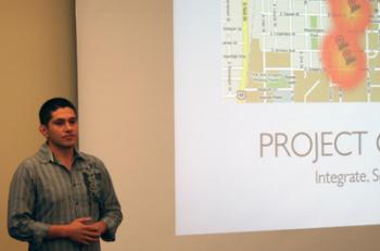 DSSI student describing heat map of campus crime areas.