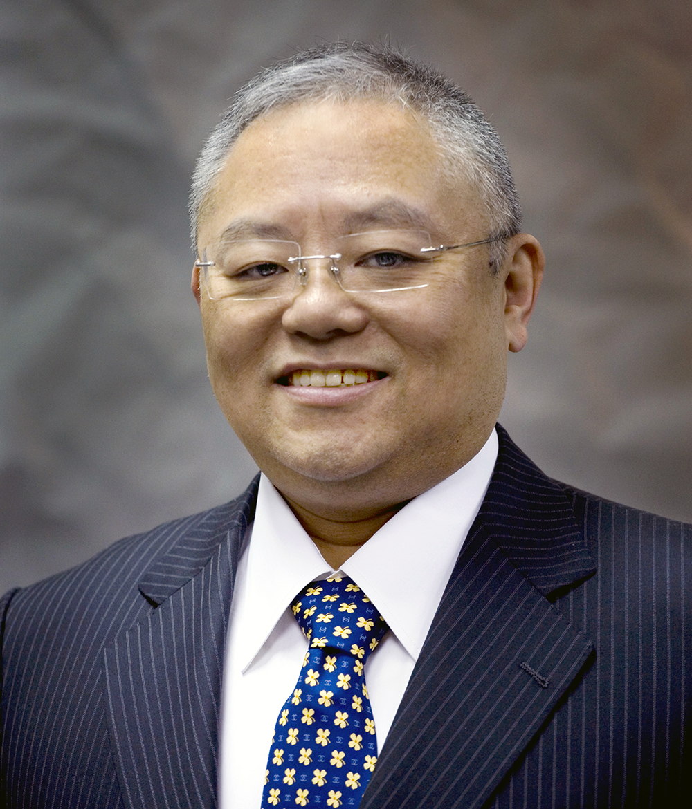 Headshot of Mr. Sidney Lu. 