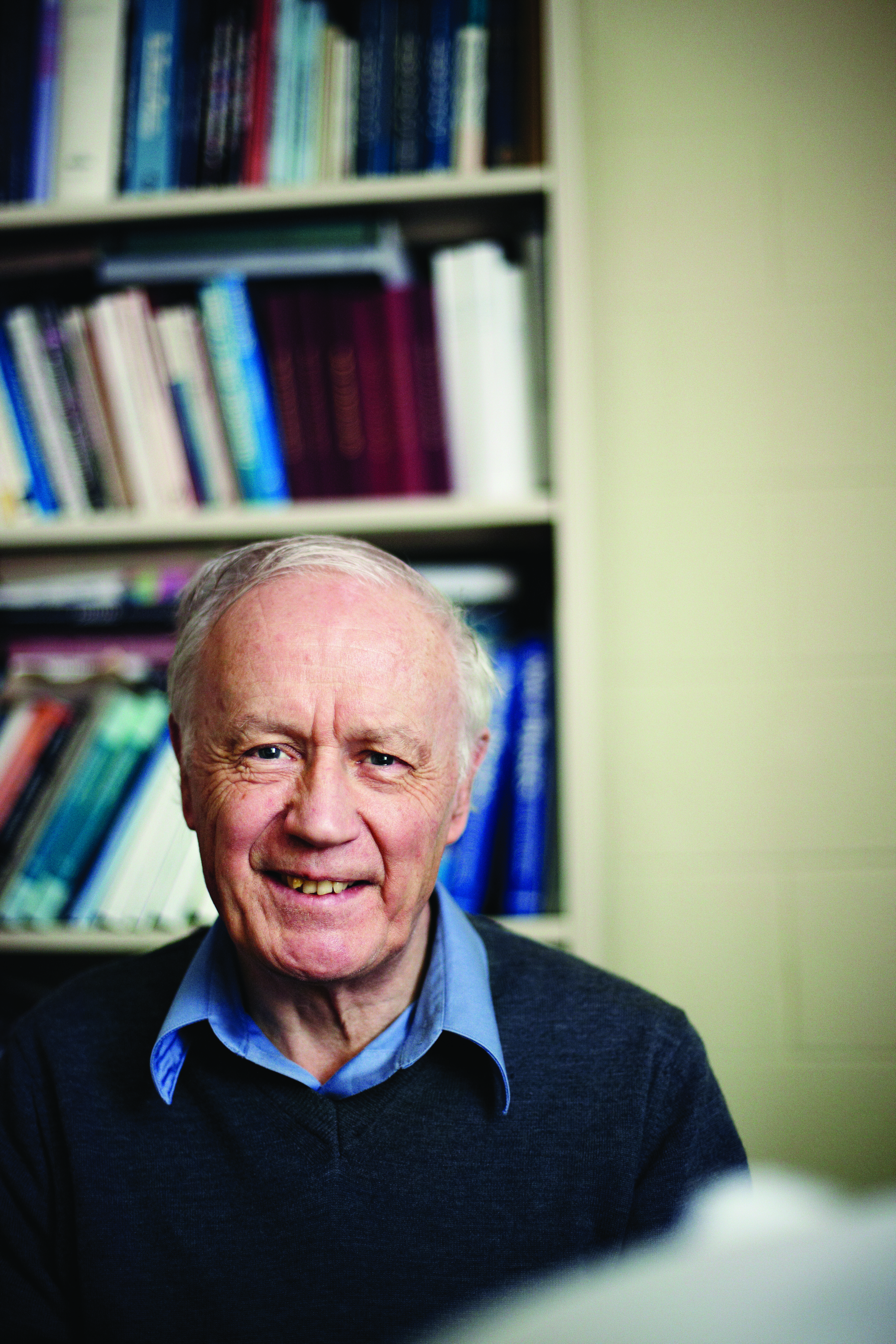 Sir Tony Leggett, Physics Department