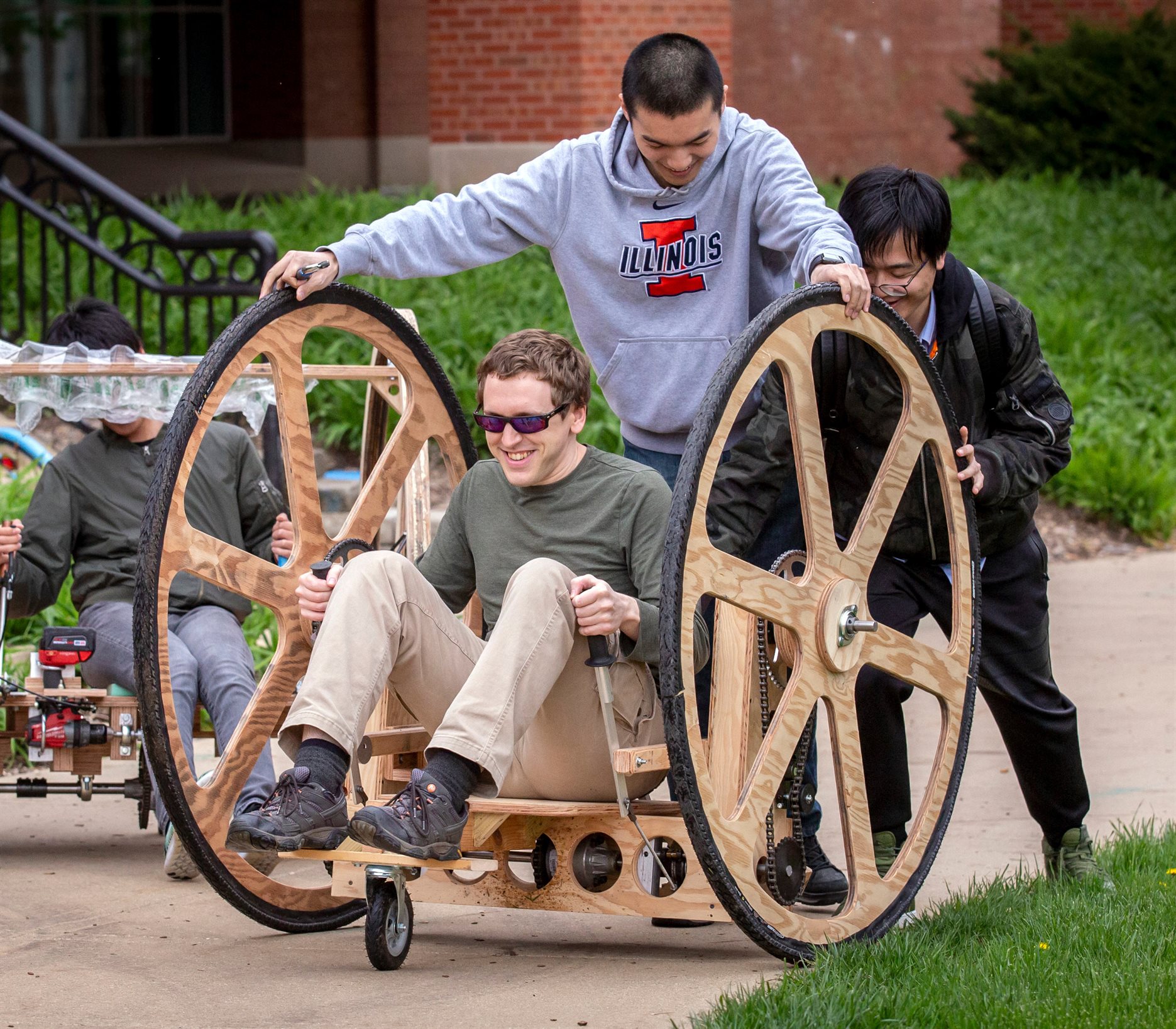 MechSE students drive wooden vehicle