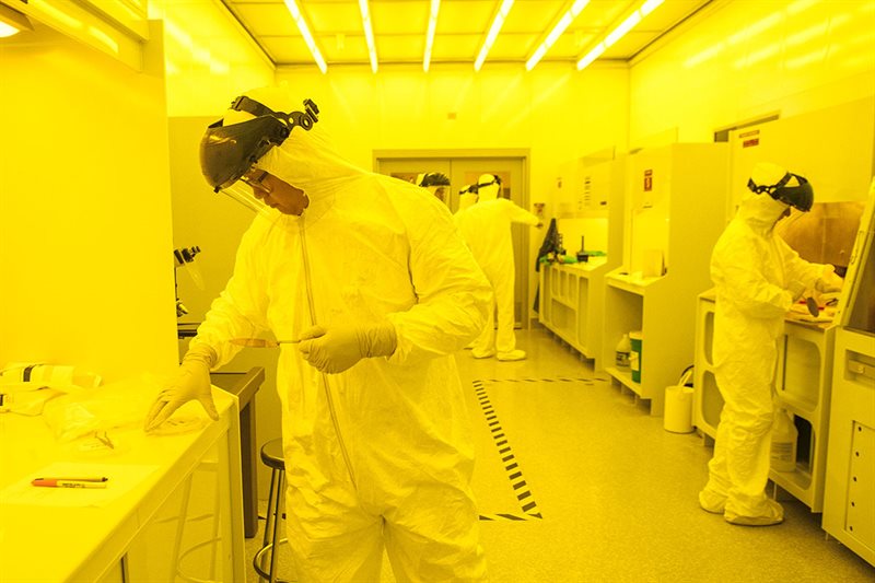 Students working in the cleanroom