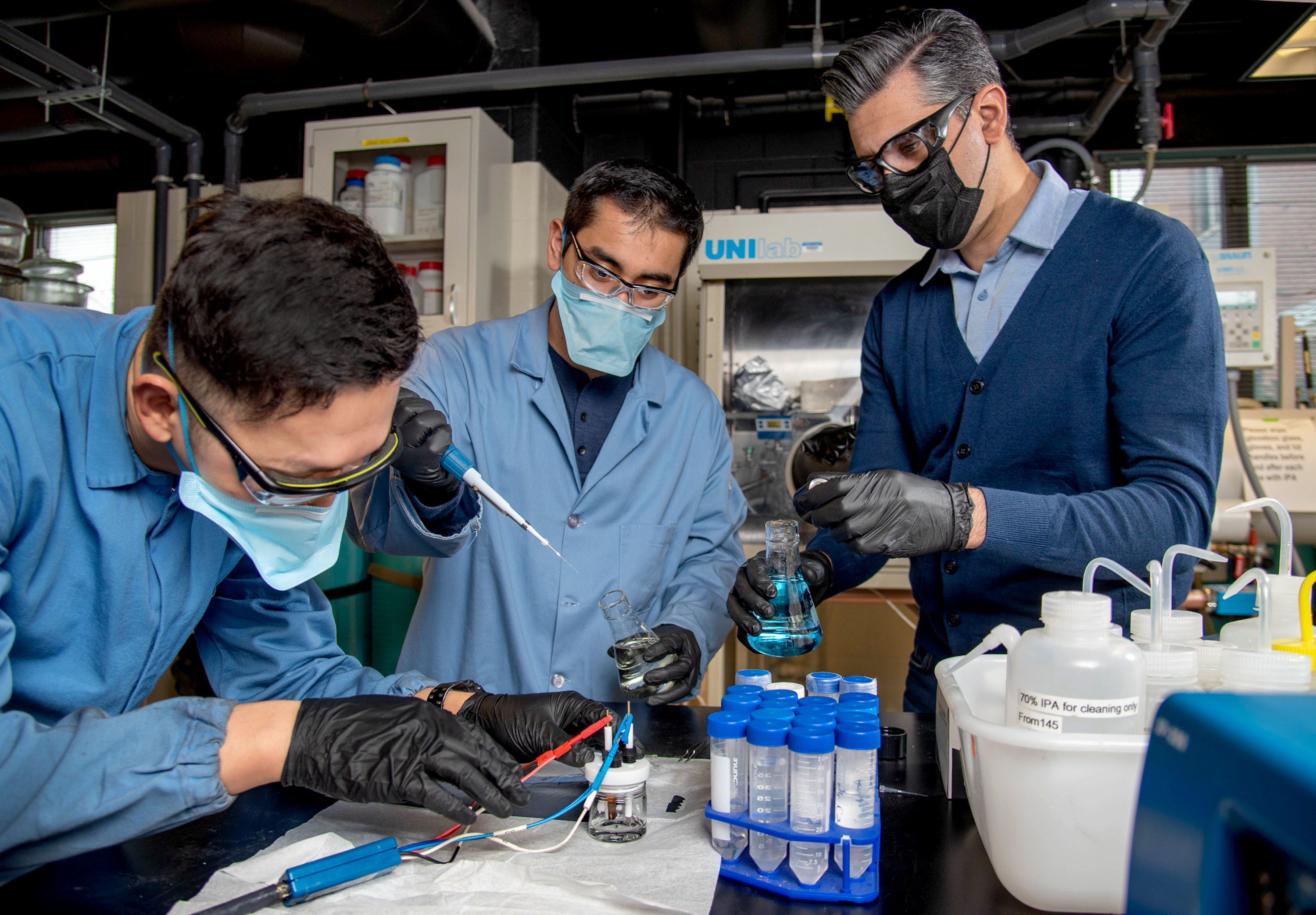 Postdoc researchers working as part of the Braun Research Group at Engineering Sciences Building in Urbana, IL