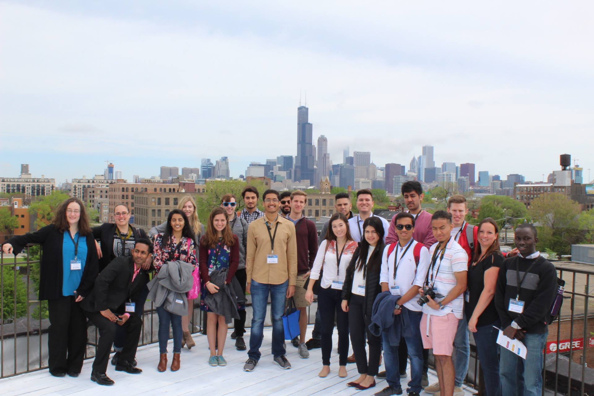 image of students with tec/hoeft