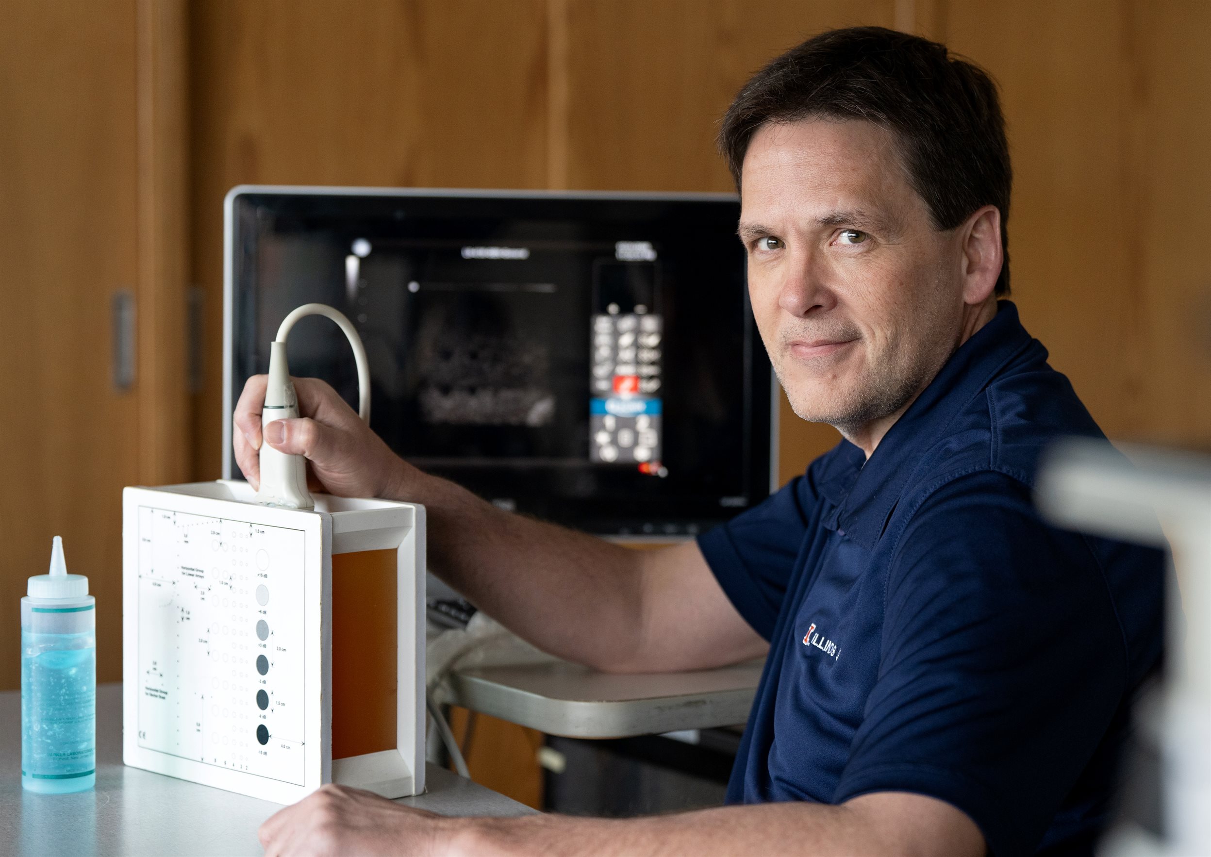 ECE Professor Michael Oelze, a Fellow of the Acoustical Society of America for contributions to quantitative ultrasound tissue characterization, is pictured working in his Ultrasound Research Laboratory at Beckman Institute in March 2024.